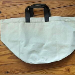 Canvas tote